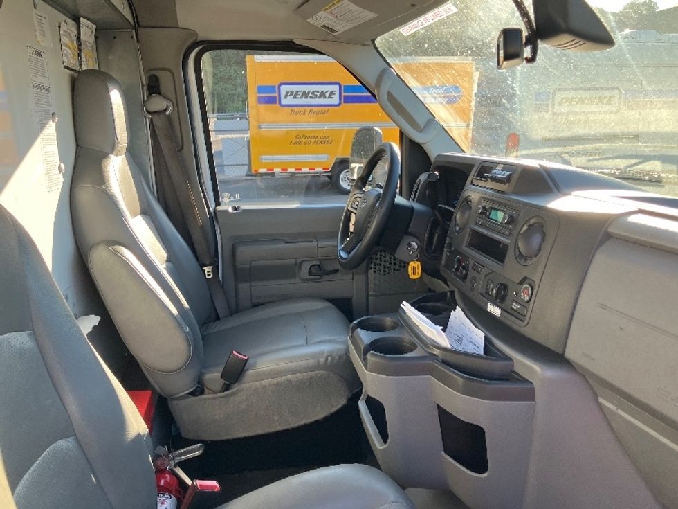 Light Duty Box Truck-Light and Medium Duty Trucks-Ford-2022-E350-Fontana-CA-86,501\n\t\tmiles-$ 34,500 - Image 22