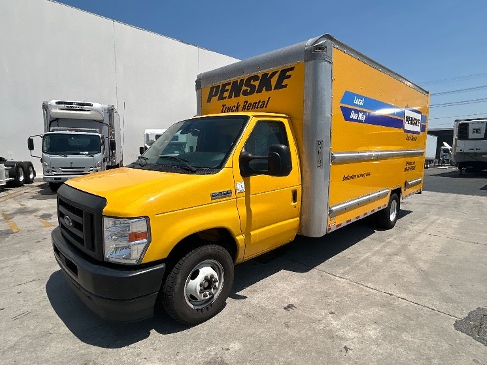 Light Duty Box Truck-Light and Medium Duty Trucks-Ford-2022-E350-Fontana-CA-87,141\n\t\tmiles-$ 30,750 - Image 3