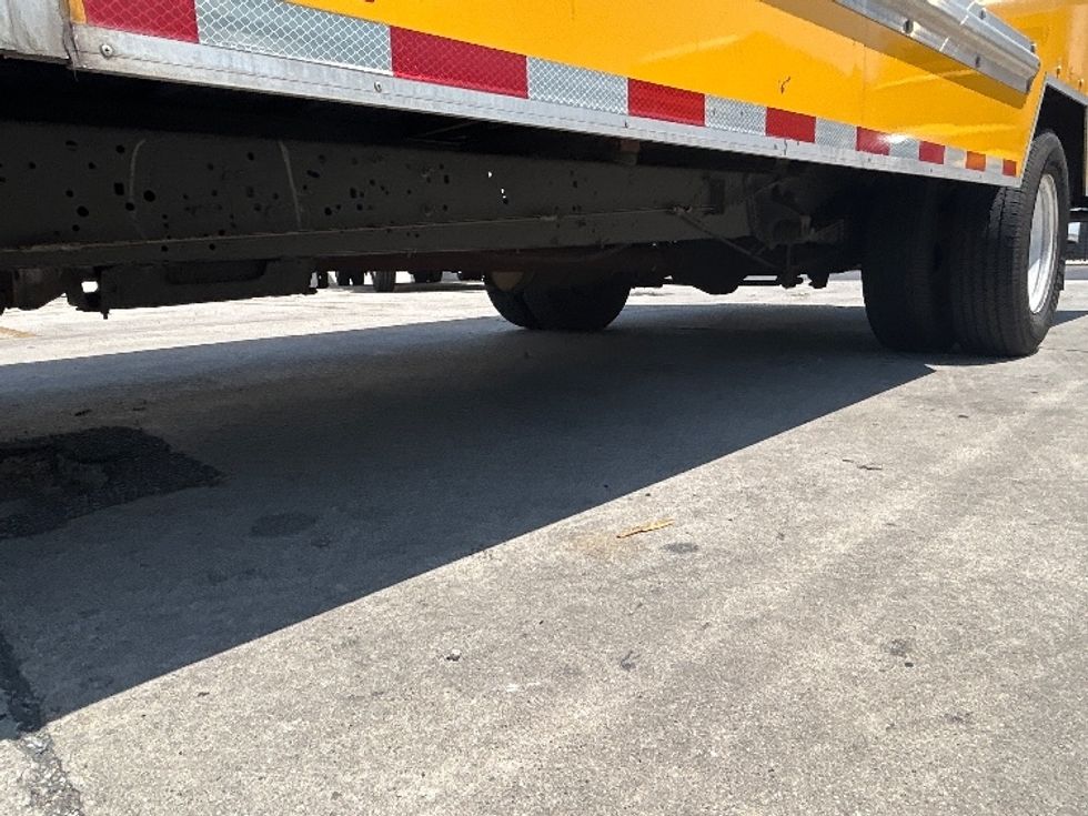 Light Duty Box Truck-Light and Medium Duty Trucks-Ford-2022-E350-Fontana-CA-87,141\n\t\tmiles-$ 30,750 - Image 5