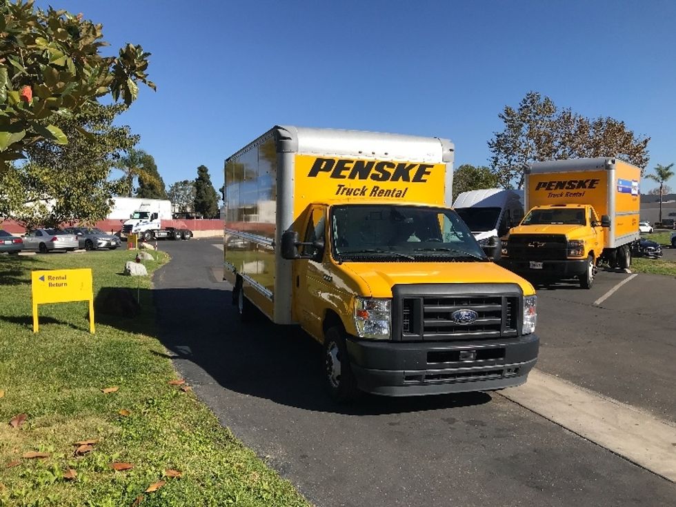 Light Duty Box Truck-Light and Medium Duty Trucks-Ford-2022-E350-Fontana-CA-87,377\n\t\tmiles-$ 30,250 - Image 1