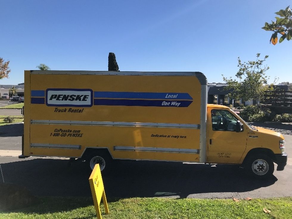 Light Duty Box Truck-Light and Medium Duty Trucks-Ford-2022-E350-Fontana-CA-87,377\n\t\tmiles-$ 30,250 - Image 15