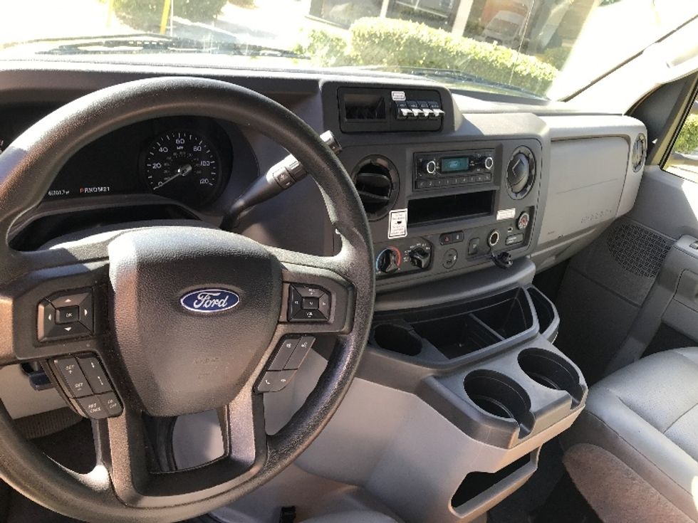 Light Duty Box Truck-Light and Medium Duty Trucks-Ford-2022-E350-Fontana-CA-87,377\n\t\tmiles-$ 30,250 - Image 18