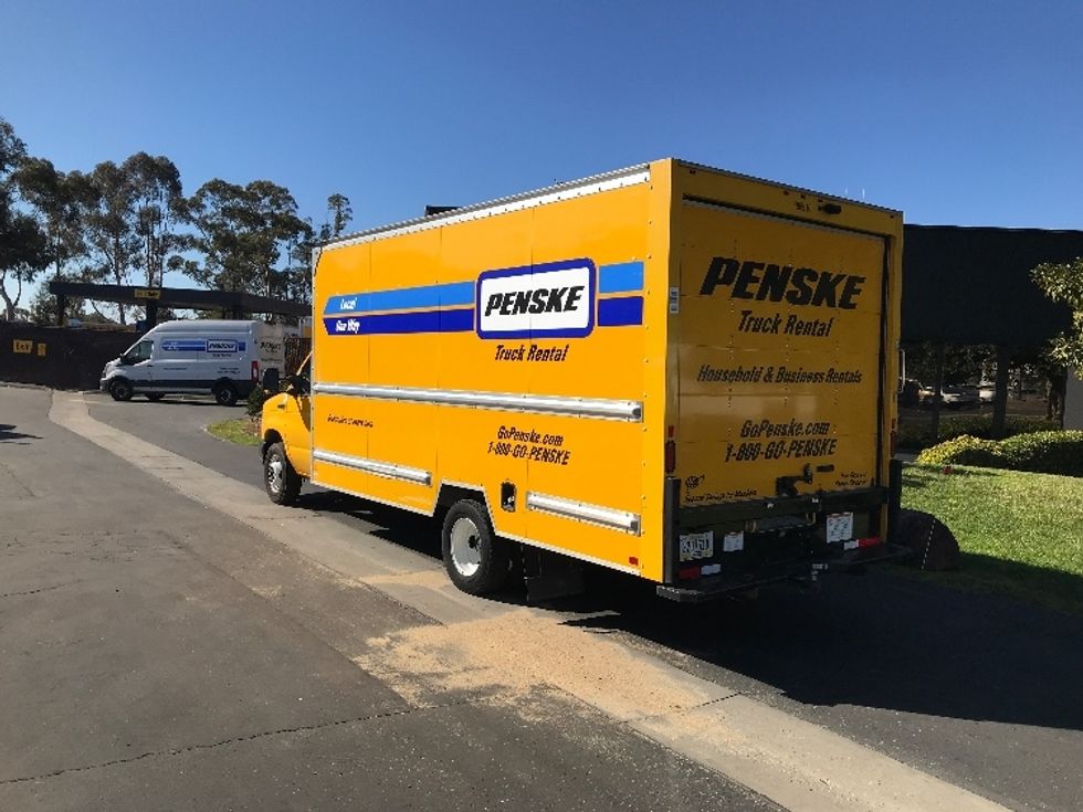 Light Duty Box Truck-Light and Medium Duty Trucks-Ford-2022-E350-Fontana-CA-87,377\n\t\tmiles-$ 30,250 - Image 6