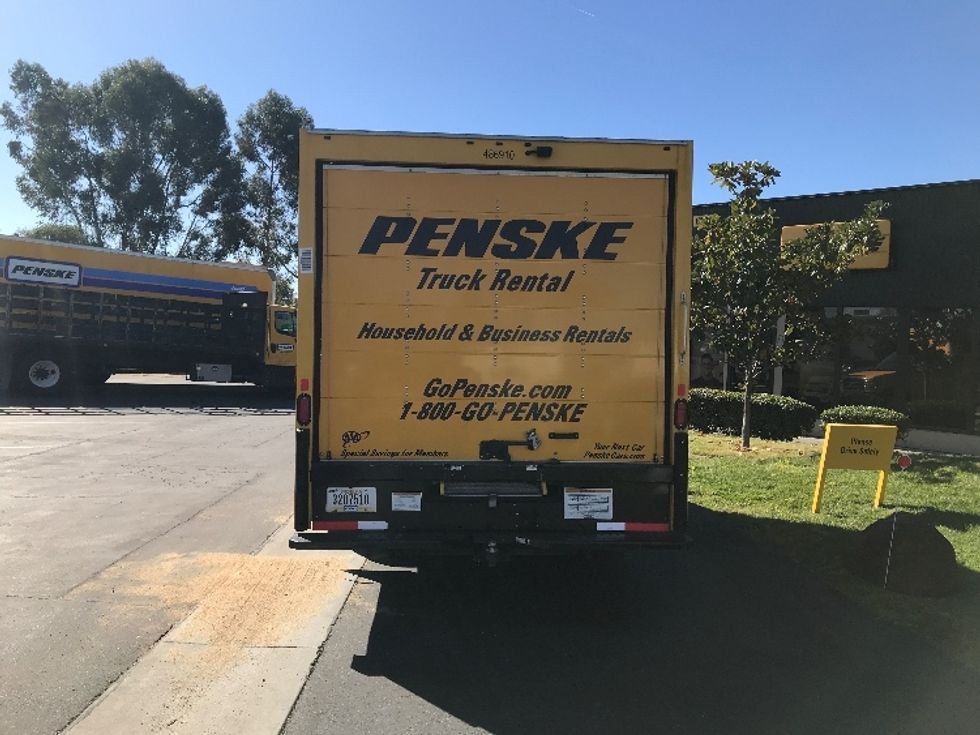 Light Duty Box Truck-Light and Medium Duty Trucks-Ford-2022-E350-Fontana-CA-87,377\n\t\tmiles-$ 30,250 - Image 7