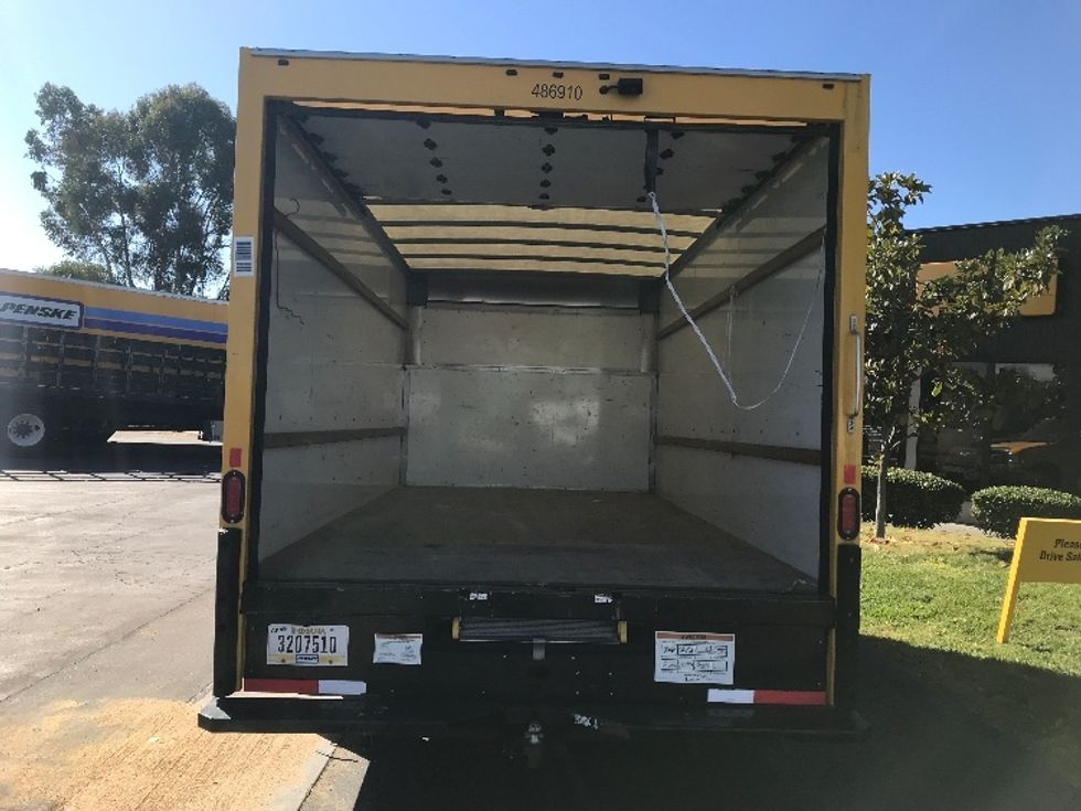 Light Duty Box Truck-Light and Medium Duty Trucks-Ford-2022-E350-Fontana-CA-87,377\n\t\tmiles-$ 30,250 - Image 8