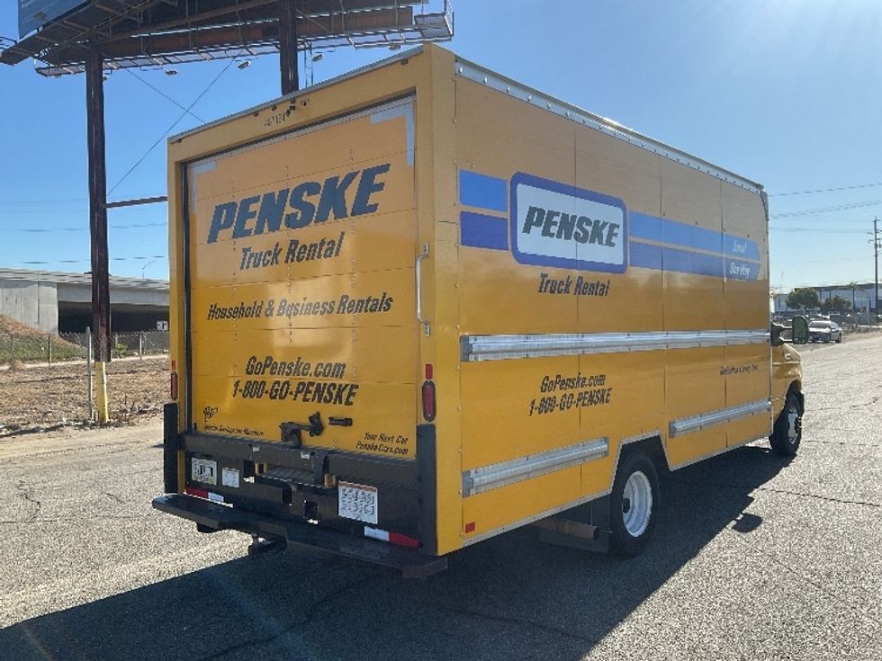 Light Duty Box Truck-Light and Medium Duty Trucks-Ford-2022-E350-Fontana-CA-88,084\n\t\tmiles-$ 35,500 - Image 13