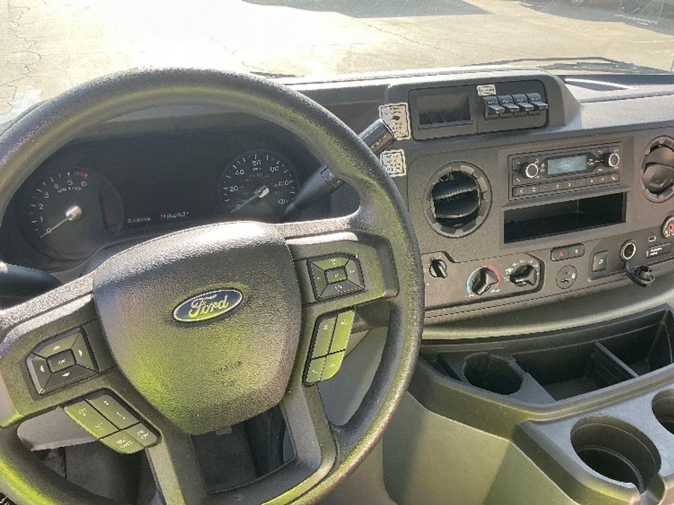 Light Duty Box Truck-Light and Medium Duty Trucks-Ford-2022-E350-Fontana-CA-89,501\n\t\tmiles-$ 33,750 - Image 17