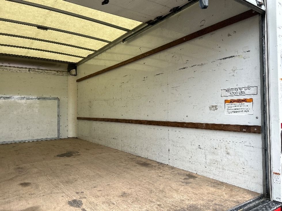 Light Duty Box Truck-Light and Medium Duty Trucks-Ford-2022-E350-Fontana-CA-94,026\n\t\tmiles-$ 33,000 - Image 10