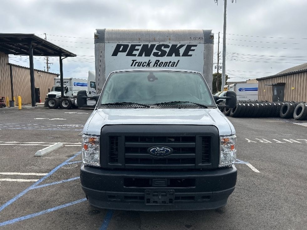 Light Duty Box Truck-Light and Medium Duty Trucks-Ford-2022-E350-Fontana-CA-94,026\n\t\tmiles-$ 33,000 - Image 2