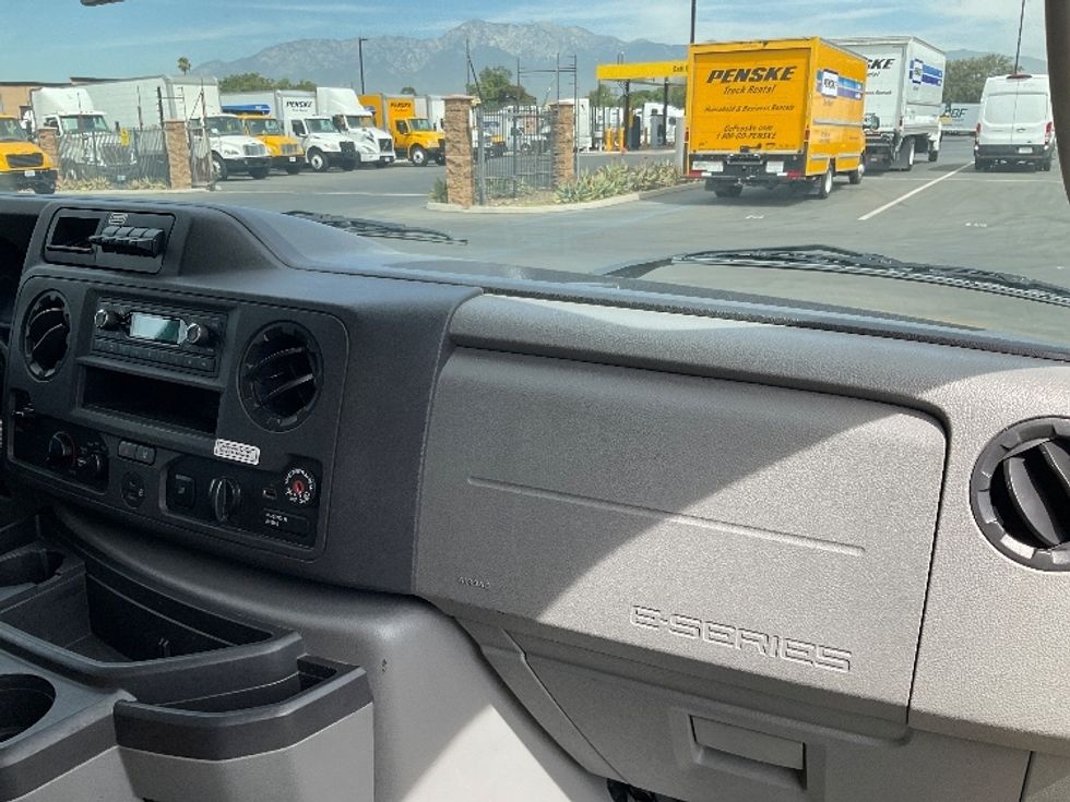 Light Duty Box Truck-Light and Medium Duty Trucks-Ford-2022-E350-Fontana-CA-95,659\n\t\tmiles-$ 28,000 - Image 20