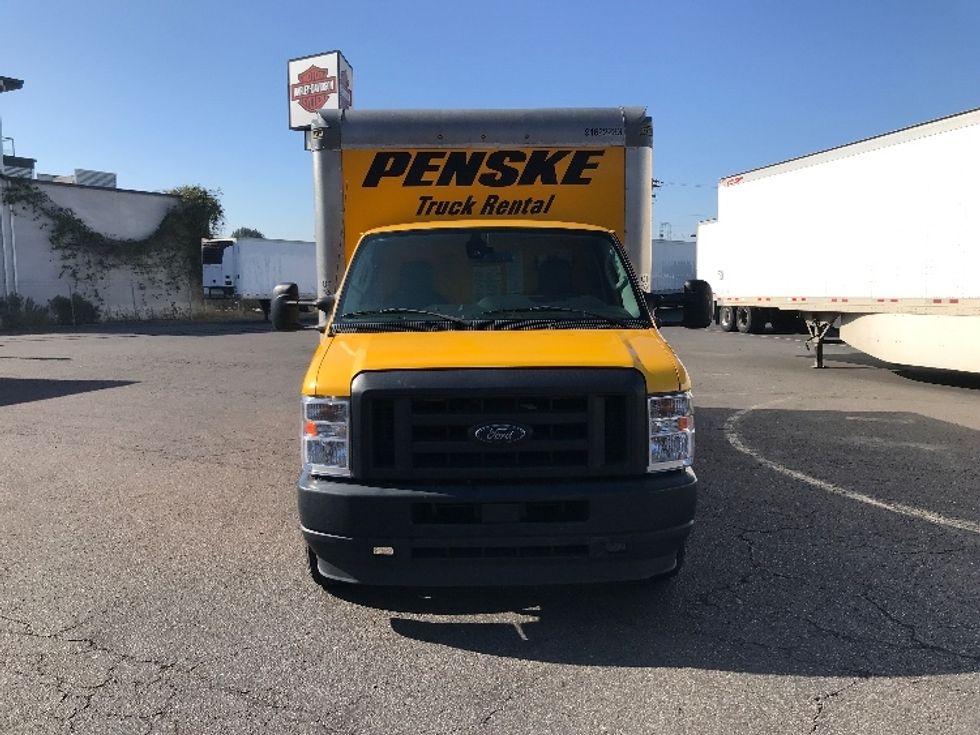 Light Duty Box Truck-Light and Medium Duty Trucks-Ford-2022-E350-Fontana-CA-95,812\n\t\tmiles-$ 29,750 - Image 2