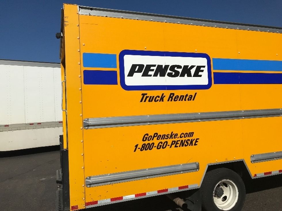 Light Duty Box Truck-Light and Medium Duty Trucks-Ford-2022-E350-Fontana-CA-95,812\n\t\tmiles-$ 29,750 - Image 27