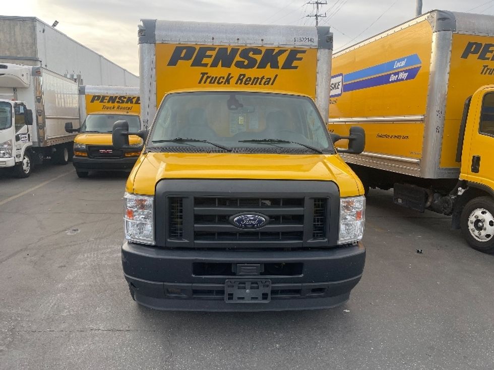 Light Duty Box Truck-Light and Medium Duty Trucks-Ford-2022-E350-Fontana-CA-99,001\n\t\tmiles-$ 28,500 - Image 2