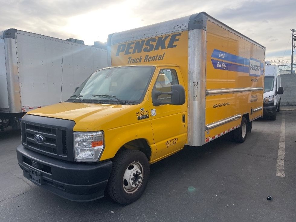 Light Duty Box Truck-Light and Medium Duty Trucks-Ford-2022-E350-Fontana-CA-99,001\n\t\tmiles-$ 28,500 - Image 3