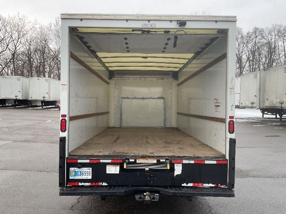 Light Duty Box Truck-Light and Medium Duty Trucks-Ford-2022-E350-Fort Wayne-IN-100,761\n\t\tmiles-$ 29,750 - Image 8