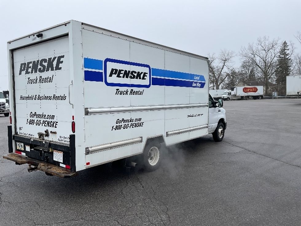 Light Duty Box Truck-Light and Medium Duty Trucks-Ford-2022-E350-Fort Wayne-IN-119,681\n\t\tmiles-$ 26,750 - Image 13