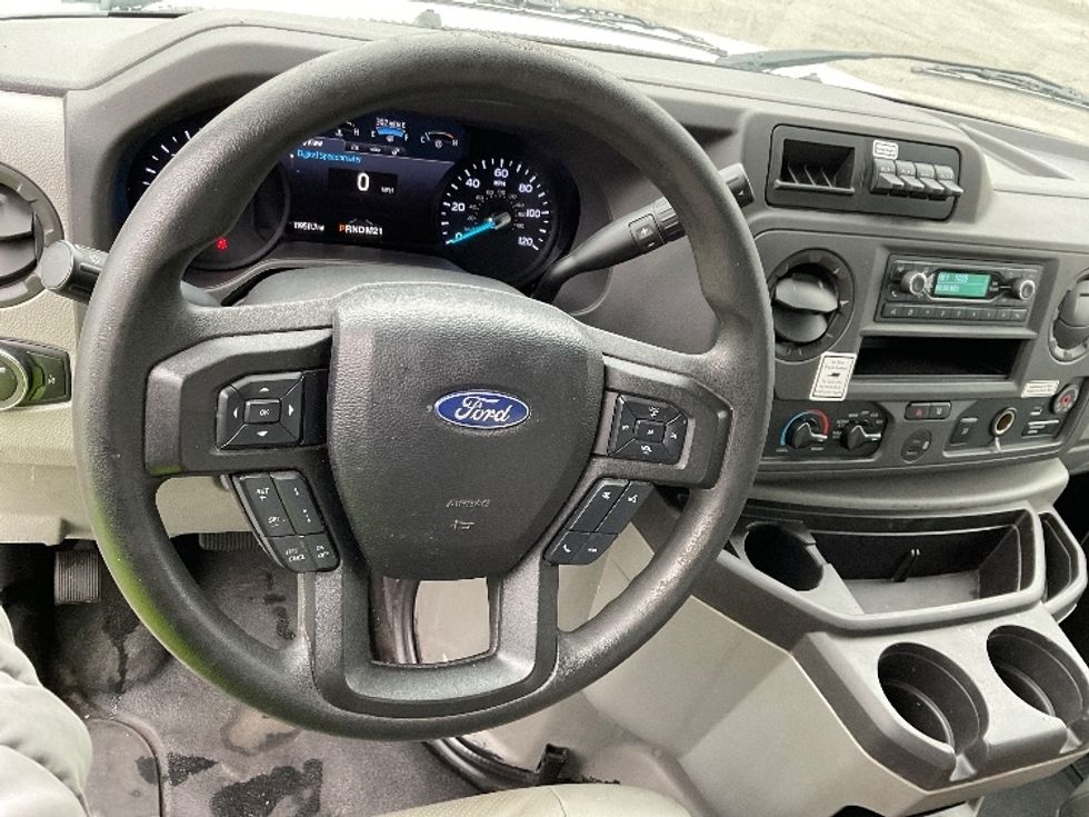 Light Duty Box Truck-Light and Medium Duty Trucks-Ford-2022-E350-Fort Wayne-IN-119,681\n\t\tmiles-$ 26,750 - Image 18