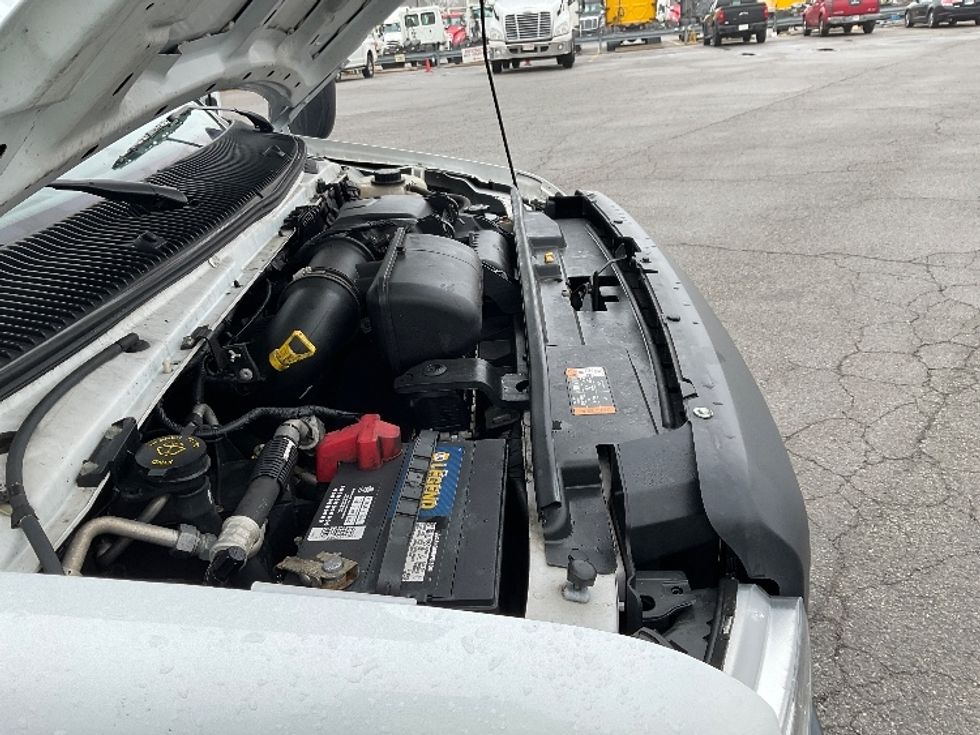 Light Duty Box Truck-Light and Medium Duty Trucks-Ford-2022-E350-Fort Wayne-IN-119,681\n\t\tmiles-$ 26,750 - Image 23