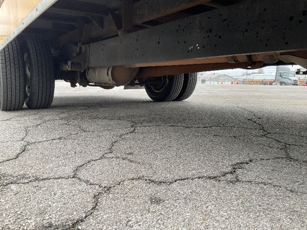 Light Duty Box Truck-Light and Medium Duty Trucks-Ford-2022-E350-Fort Wayne-IN-89,799\n\t\tmiles-$ 28,250 - Image 14