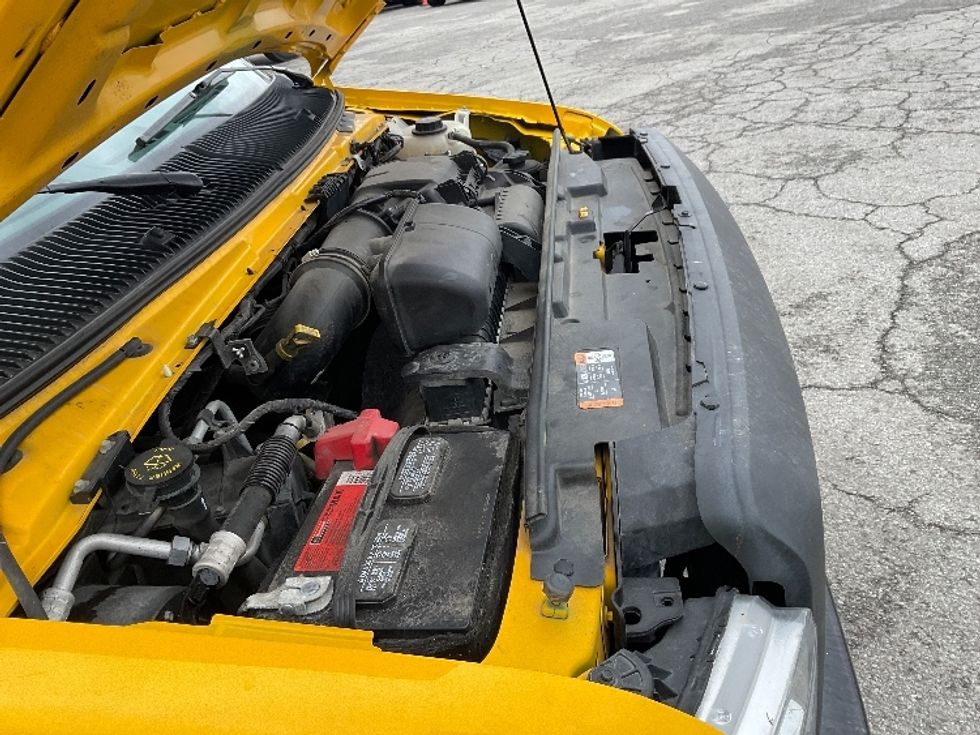 Light Duty Box Truck-Light and Medium Duty Trucks-Ford-2022-E350-Fort Wayne-IN-89,799\n\t\tmiles-$ 28,250 - Image 23