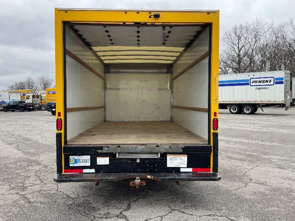 Light Duty Box Truck-Light and Medium Duty Trucks-Ford-2022-E350-Fort Wayne-IN-89,799\n\t\tmiles-$ 28,250 - Image 8