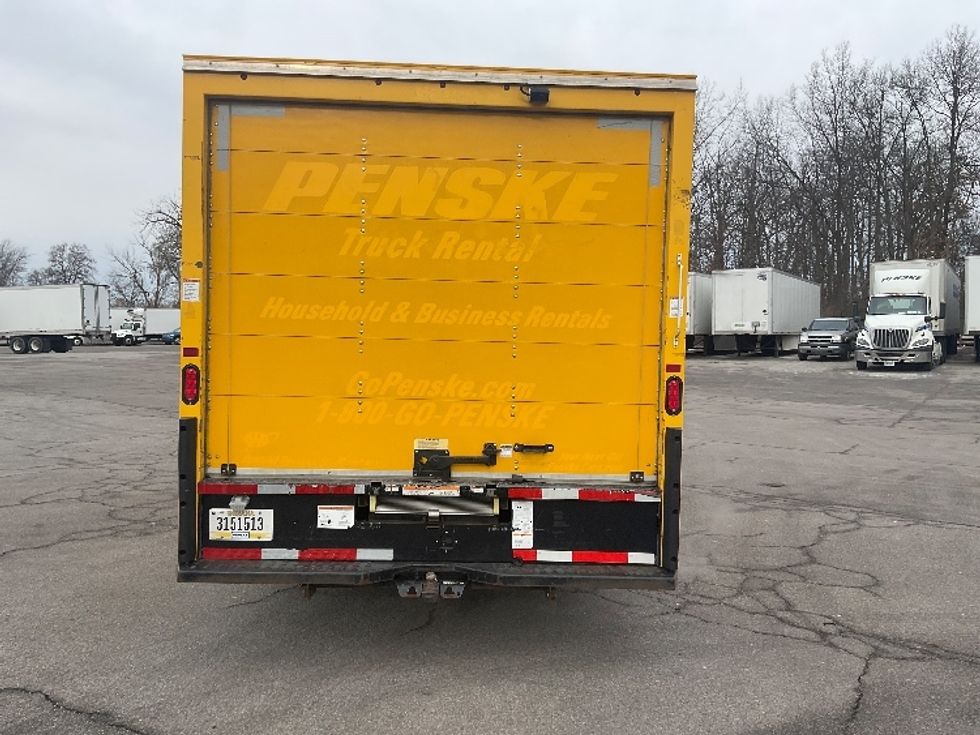 Light Duty Box Truck-Light and Medium Duty Trucks-Ford-2022-E350-Fort Wayne-IN-90,661\n\t\tmiles-$ 28,250 - Image 7