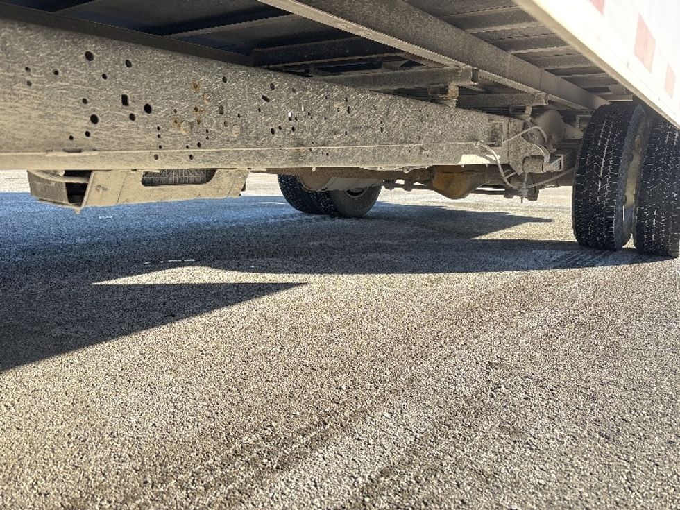 Light Duty Box Truck-Light and Medium Duty Trucks-Ford-2022-E350-Fort Wayne-IN-95,080\n\t\tmiles-$ 30,500 - Image 5