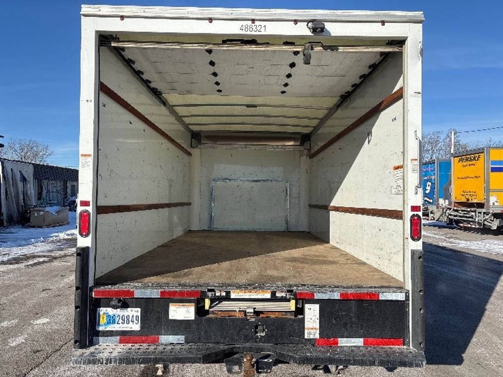Light Duty Box Truck-Light and Medium Duty Trucks-Ford-2022-E350-Fort Wayne-IN-95,080\n\t\tmiles-$ 30,500 - Image 8