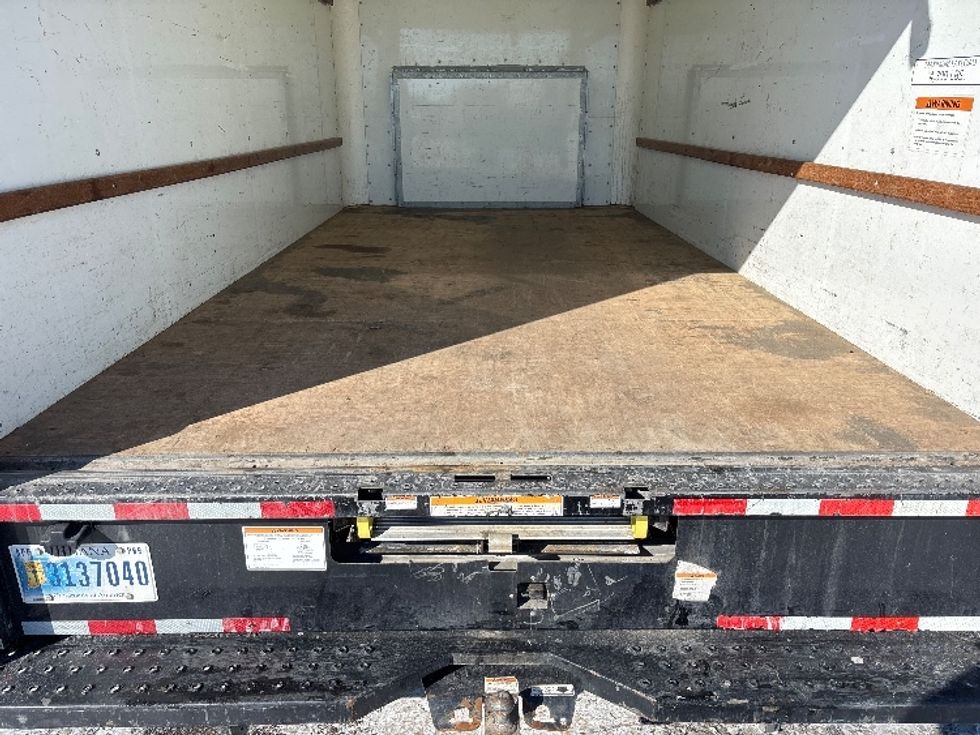 Light Duty Box Truck-Light and Medium Duty Trucks-Ford-2022-E350-Fort Wayne-IN-97,137\n\t\tmiles-$ 30,250 - Image 9