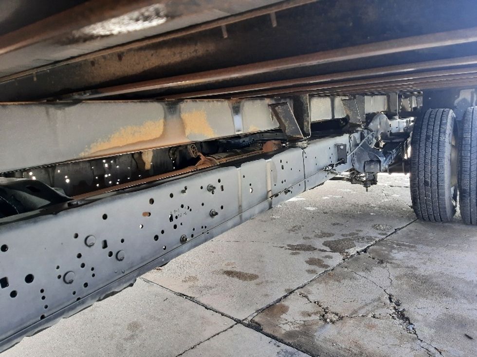 Light Duty Box Truck-Light and Medium Duty Trucks-Ford-2022-E350-Fort Worth-TX-66,164\n\t\tmiles-$ 34,250 - Image 5