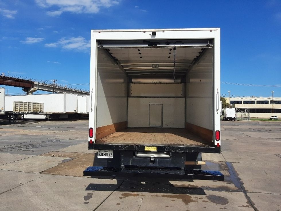 Light Duty Box Truck-Light and Medium Duty Trucks-Ford-2022-E350-Fort Worth-TX-66,164\n\t\tmiles-$ 34,250 - Image 8