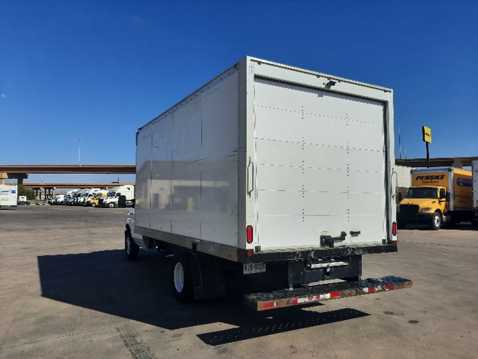 Light Duty Box Truck-Light and Medium Duty Trucks-Ford-2022-E350-Fort Worth-TX-78,671\n\t\tmiles-$ 33,250 - Image 6