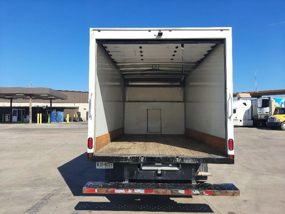 Light Duty Box Truck-Light and Medium Duty Trucks-Ford-2022-E350-Fort Worth-TX-78,671\n\t\tmiles-$ 33,250 - Image 8
