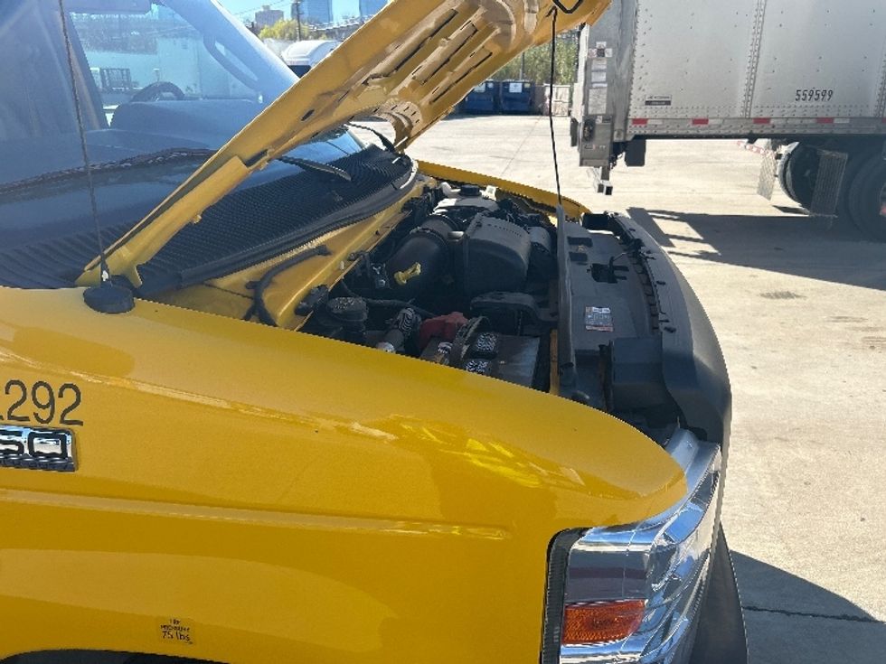 Light Duty Box Truck-Light and Medium Duty Trucks-Ford-2022-E350-Fort Worth-TX-88,652\n\t\tmiles-$ 29,250 - Image 23