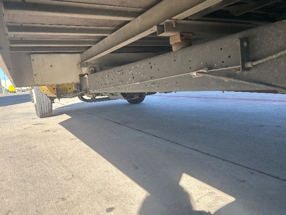 Light Duty Box Truck-Light and Medium Duty Trucks-Ford-2022-E350-Fort Worth-TX-88,652\n\t\tmiles-$ 29,250 - Image 5