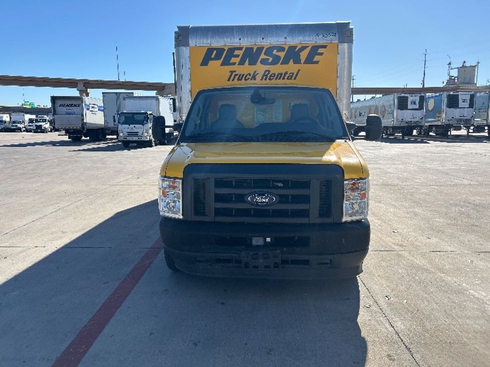 Light Duty Box Truck-Light and Medium Duty Trucks-Ford-2022-E350-Fort Worth-TX-88,854\n\t\tmiles-$ 29,250 - Image 2
