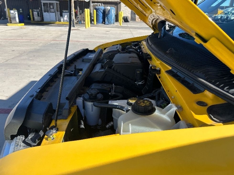 Light Duty Box Truck-Light and Medium Duty Trucks-Ford-2022-E350-Fort Worth-TX-88,854\n\t\tmiles-$ 29,250 - Image 23