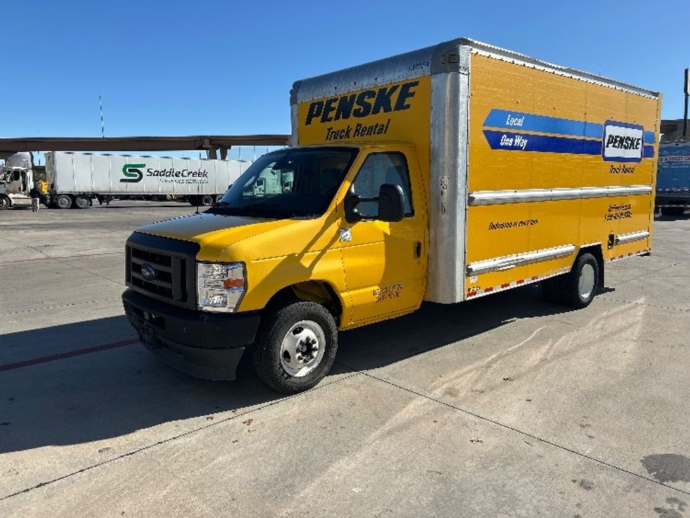 Light Duty Box Truck-Light and Medium Duty Trucks-Ford-2022-E350-Fort Worth-TX-88,854\n\t\tmiles-$ 29,250 - Image 3