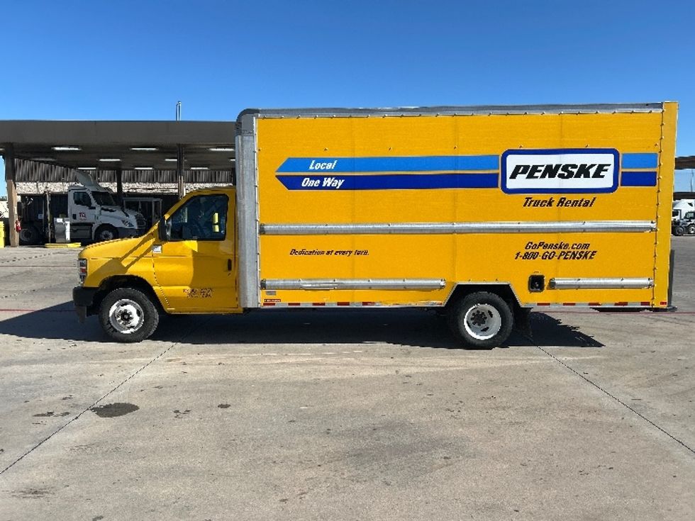 Light Duty Box Truck-Light and Medium Duty Trucks-Ford-2022-E350-Fort Worth-TX-88,854\n\t\tmiles-$ 29,250 - Image 4