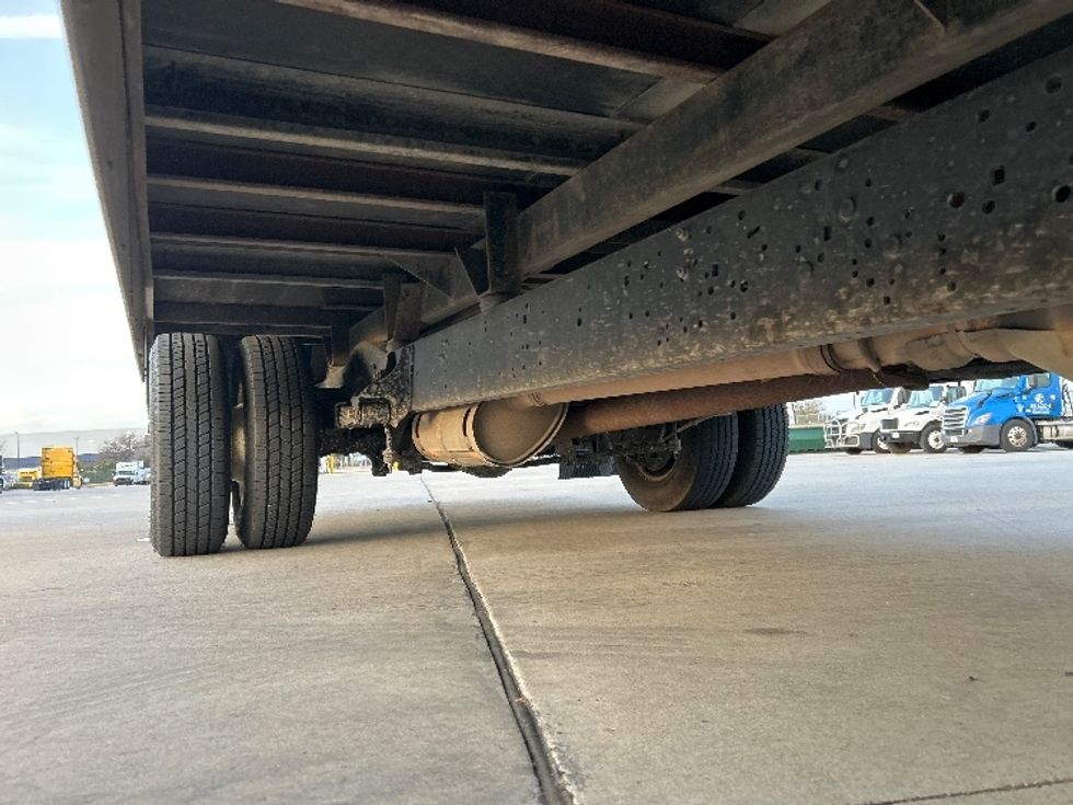 Light Duty Box Truck-Light and Medium Duty Trucks-Ford-2022-E350-Fort Worth-TX-96,544\n\t\tmiles-$ 28,250 - Image 14