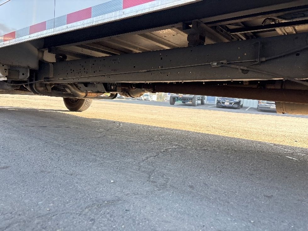 Light Duty Box Truck-Light and Medium Duty Trucks-Ford-2022-E350-Fresno-CA-116,587\n\t\tmiles-$ 29,250 - Image 5