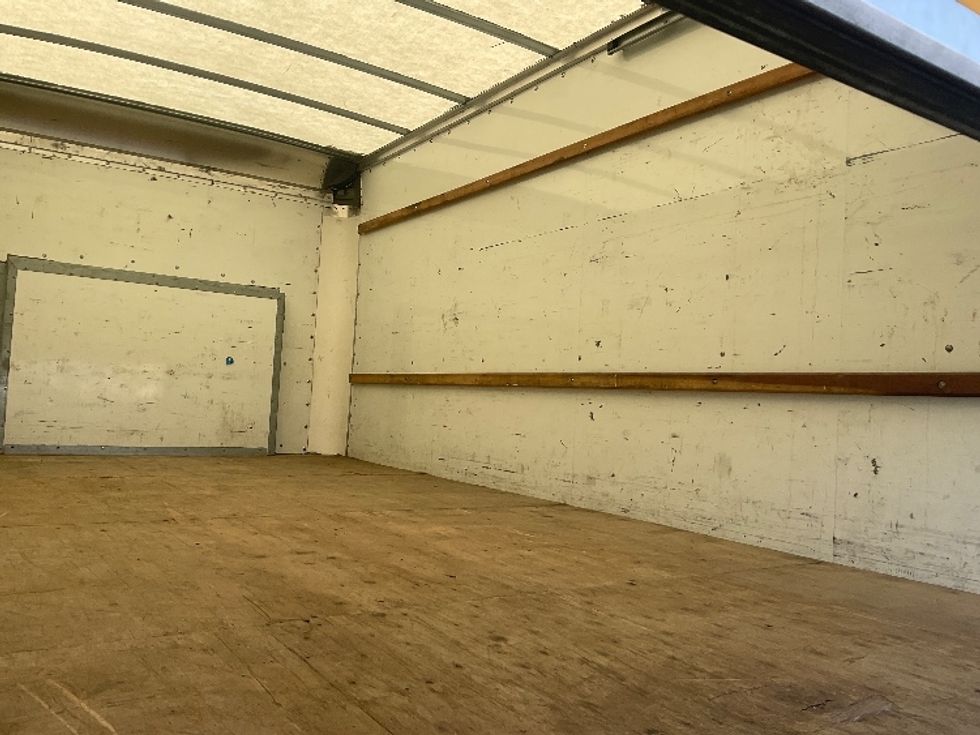 Light Duty Box Truck-Light and Medium Duty Trucks-Ford-2022-E350-Fresno-CA-63,795\n\t\tmiles-$ 33,000 - Image 12