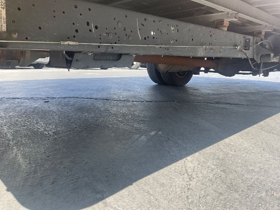 Light Duty Box Truck-Light and Medium Duty Trucks-Ford-2022-E350-Fresno-CA-63,795\n\t\tmiles-$ 33,000 - Image 5