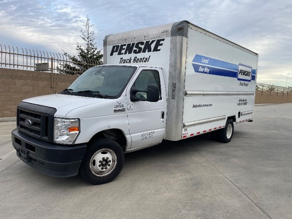Light Duty Box Truck-Light and Medium Duty Trucks-Ford-2022-E350-Fresno-CA-70,436\n\t\tmiles-$ 43,250 - Image 3