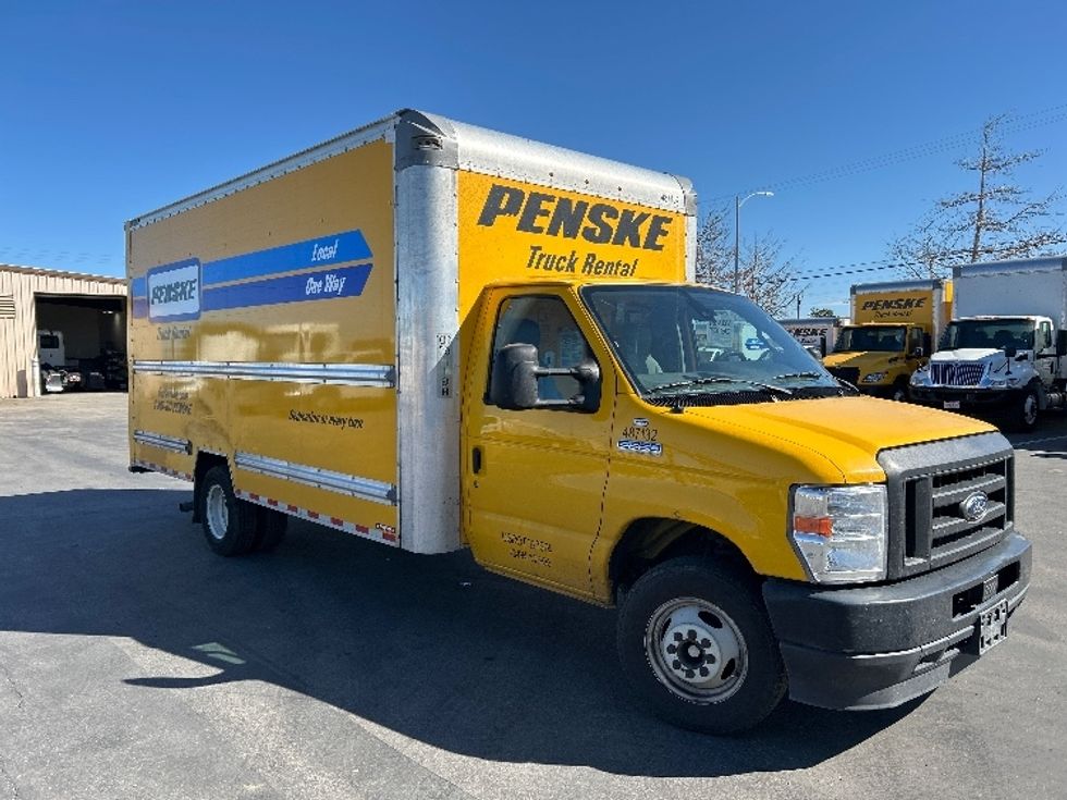 Light Duty Box Truck-Light and Medium Duty Trucks-Ford-2022-E350-Fresno-CA-72,698\n\t\tmiles-$ 32,500 - Image 1