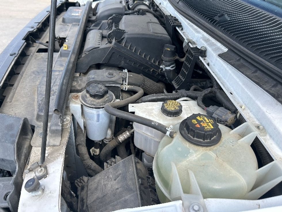Light Duty Box Truck-Light and Medium Duty Trucks-Ford-2022-E350-Fresno-CA-80,847\n\t\tmiles-$ 32,000 - Image 23