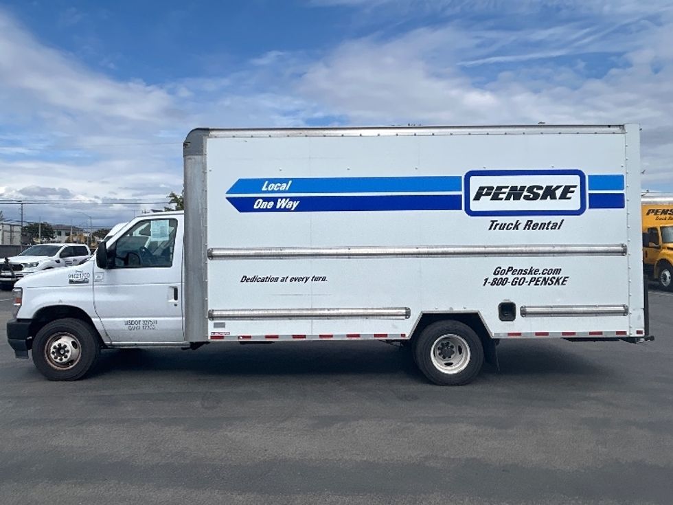 Light Duty Box Truck-Light and Medium Duty Trucks-Ford-2022-E350-Fresno-CA-80,847\n\t\tmiles-$ 32,000 - Image 4