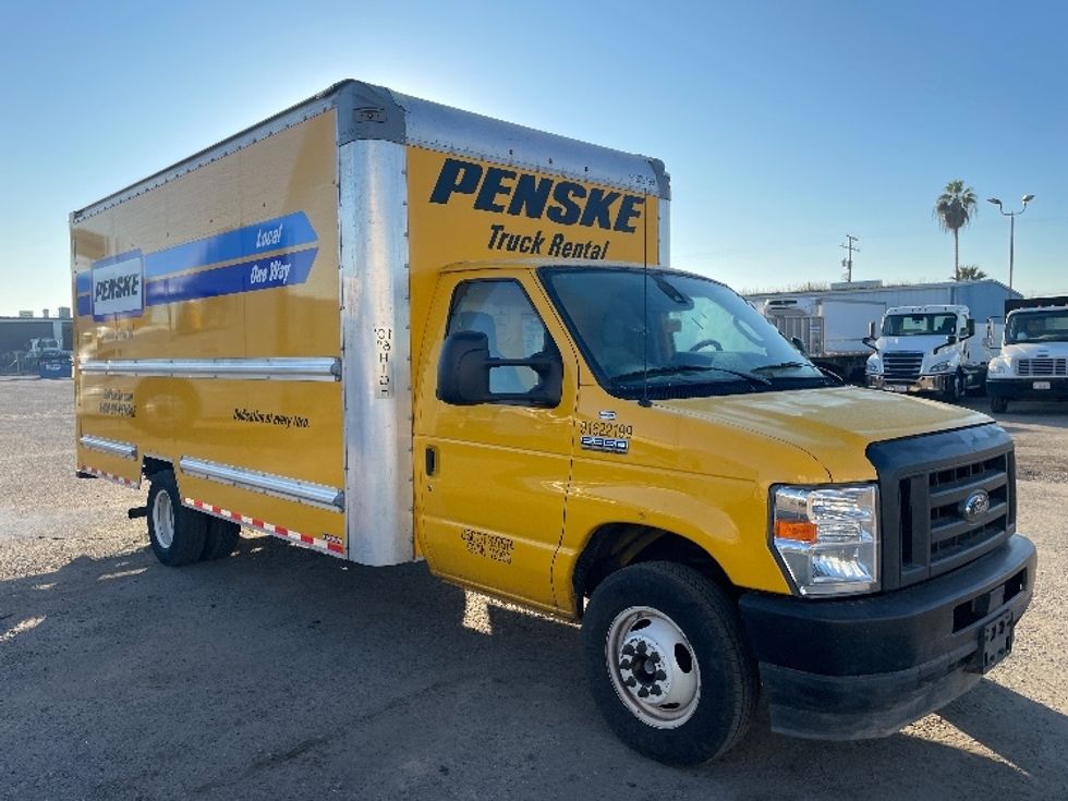 Light Duty Box Truck-Light and Medium Duty Trucks-Ford-2022-E350-Fresno-CA-82,663\n\t\tmiles-$ 37,000 - Image 1