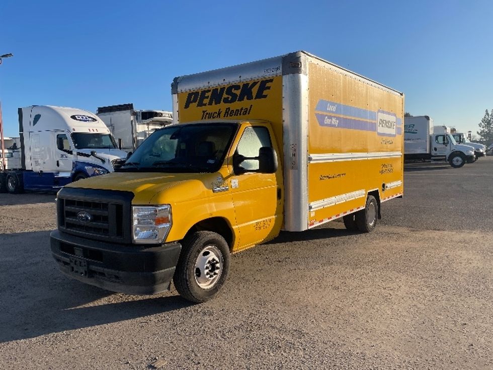 Light Duty Box Truck-Light and Medium Duty Trucks-Ford-2022-E350-Fresno-CA-82,663\n\t\tmiles-$ 37,000 - Image 3