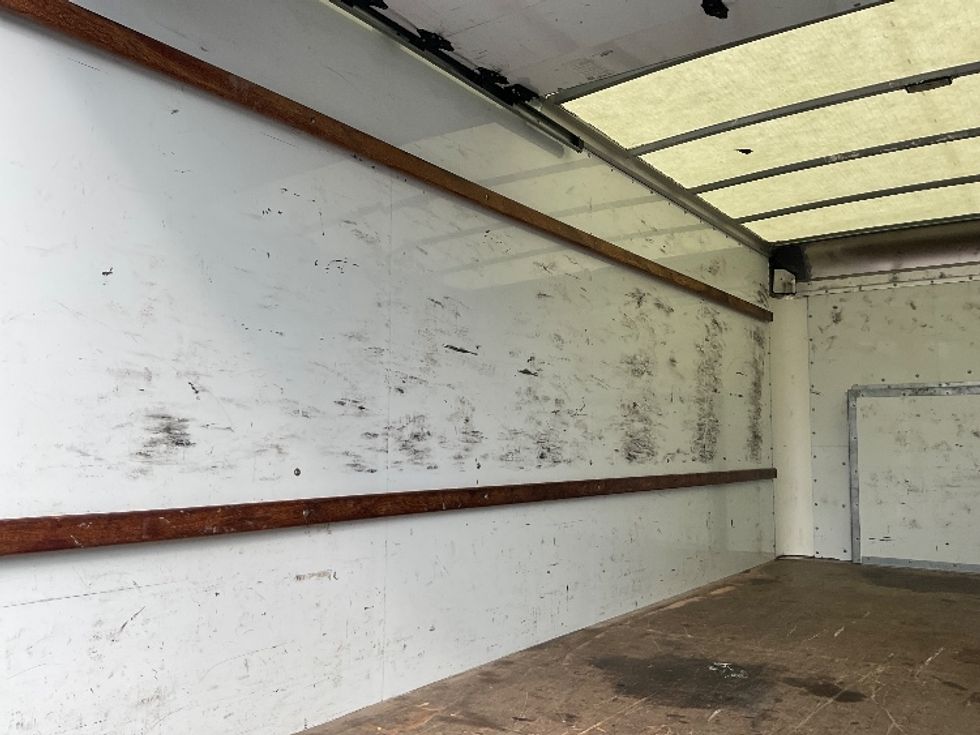 Light Duty Box Truck-Light and Medium Duty Trucks-Ford-2022-E350-Gahanna-OH-102,009\n\t\tmiles-$ 29,000 - Image 11